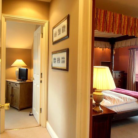 The Hunters Rest Inn Clutton Bilik gambar